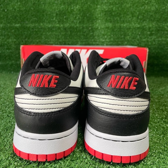 Dunk Low - Picture 3 of 5